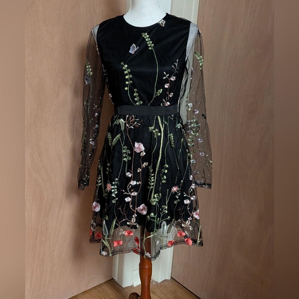 Milumia Black Embroidered Mesh Floral Dress Sheer Long Sleeve Fairycore